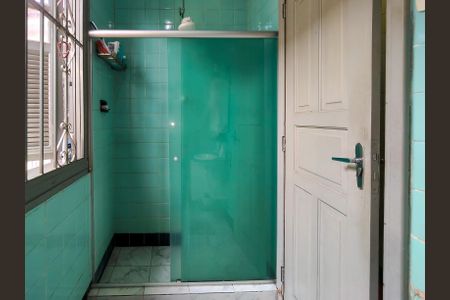 Casa à venda com 90m², 3 quartos e sem vagaBanheiro Corredor