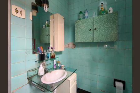 Casa à venda com 90m², 3 quartos e sem vagaBanheiro Corredor