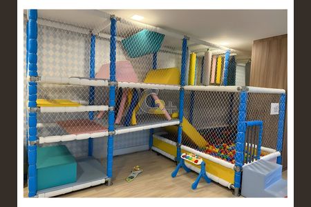 Apartamento para alugar com 72m², 2 quartos e 1 vaga