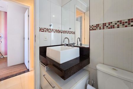 Apartamento à venda com 102m², 3 quartos e 2 vagasBanheiro Social