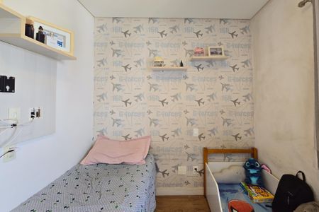 Apartamento à venda com 102m², 3 quartos e 2 vagasQuarto 2