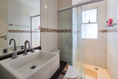 Apartamento à venda com 102m², 3 quartos e 2 vagasBanheiro Social