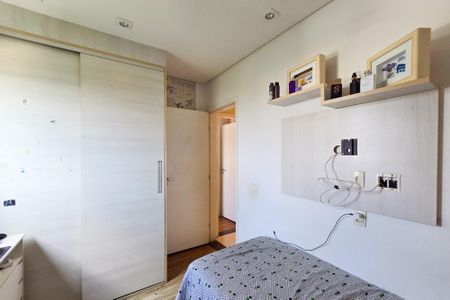 Apartamento à venda com 102m², 3 quartos e 2 vagasQuarto 2