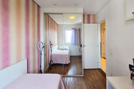 Apartamento à venda com 102m², 3 quartos e 2 vagasQuarto 1