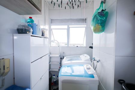 Apartamento à venda com 43m², 2 quartos e 1 vagaÁrea de Serviço