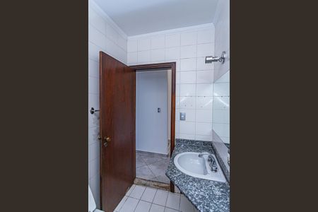 Casa para alugar com 180m², 4 quartos e 2 vagasBanheiro