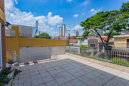 Casa para alugar com 180m², 4 quartos e 2 vagasQuintal frente