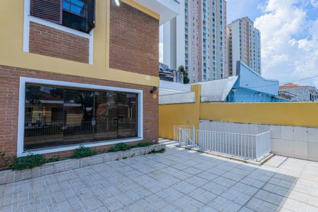 Casa para alugar com 180m², 4 quartos e 2 vagasQuintal frente