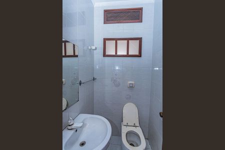 Casa para alugar com 180m², 4 quartos e 2 vagasLavabo