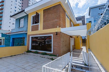 Casa para alugar com 180m², 4 quartos e 2 vagasQuintal frente