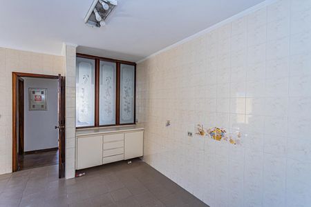 Casa para alugar com 180m², 4 quartos e 2 vagasCozinha e copa