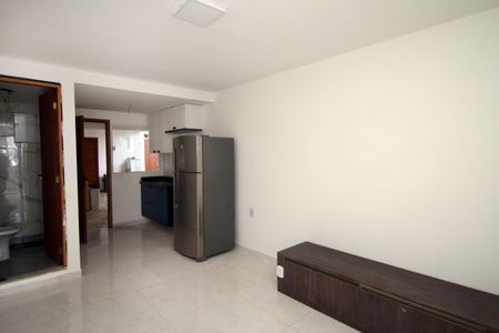 Sala de apartamento para alugar com 1 quarto, 40m² em Vila da Penha, Rio de Janeiro