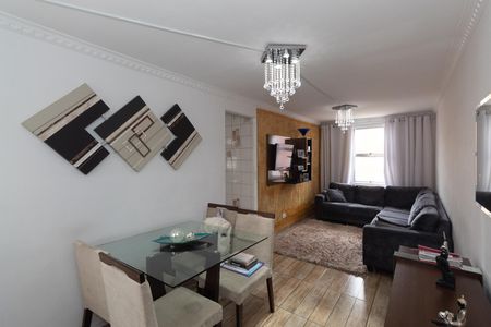 Sala  de apartamento para alugar com 2 quartos, 60m² em Vila Sabrina, São Paulo