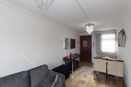 Sala  de apartamento para alugar com 2 quartos, 60m² em Vila Sabrina, São Paulo