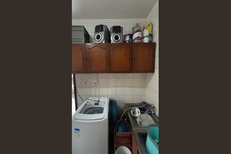 Casa à venda com 181m², 3 quartos e 2 vagas Casa à venda com 181m², 3 quartos e 2 vagasÁrea de Serviço