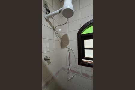 Casa à venda com 181m², 3 quartos e 2 vagas Casa à venda com 181m², 3 quartos e 2 vagasBanheiro