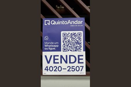 Casa à venda com 181m², 3 quartos e 2 vagas Casa à venda com 181m², 3 quartos e 2 vagasFachada