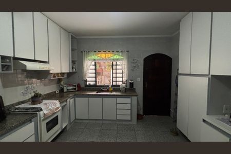 Casa à venda com 181m², 3 quartos e 2 vagas Casa à venda com 181m², 3 quartos e 2 vagasSala de Jantar - Cozinha