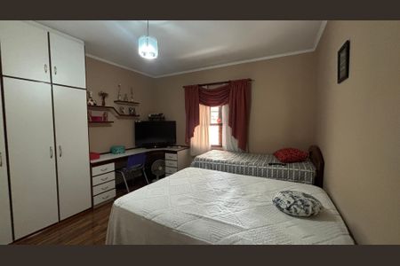 Casa à venda com 181m², 3 quartos e 2 vagas Casa à venda com 181m², 3 quartos e 2 vagasQuarto 2