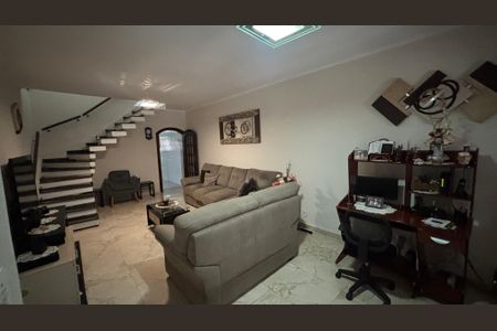 Sala  de casa à venda com 3 quartos, 181m² em Jardim Ana Maria, Santo André