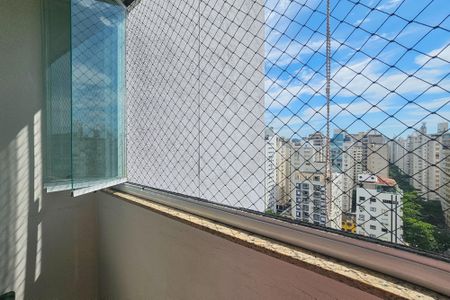 varanda de apartamento para alugar com 3 quartos, 73m² em Centro, Guarujá