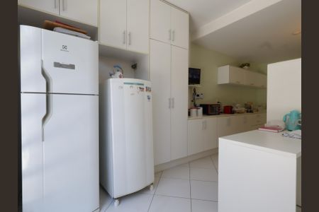 Casa para alugar com 350m², 3 quartos e 5 vagasCozinha