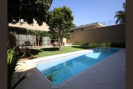 Casa para alugar com 350m², 3 quartos e 5 vagasÁrea externa