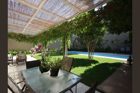 Casa para alugar com 350m², 3 quartos e 5 vagasÁrea externa