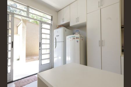 Casa para alugar com 350m², 3 quartos e 5 vagasCozinha