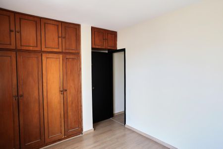 Quarto de apartamento para alugar com 2 quartos, 60m² em Floresta, Belo Horizonte