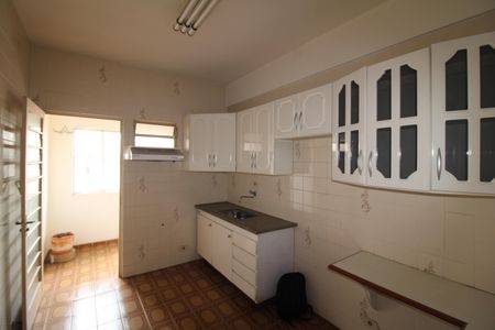 Apartamento para alugar com 68m², 2 quartos e sem vagaCozinha