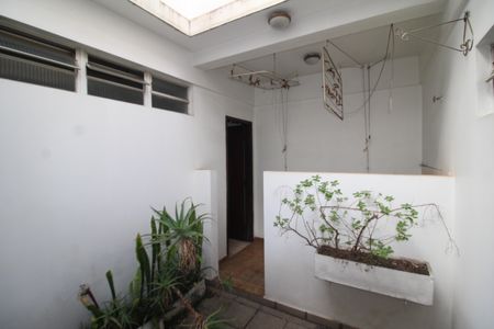 Apartamento para alugar com 68m², 2 quartos e 1 vagaÁrea de Serviço