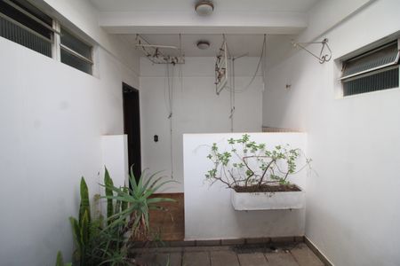 Apartamento para alugar com 68m², 2 quartos e 1 vagaÁrea de Serviço