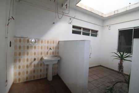 Apartamento para alugar com 68m², 2 quartos e 1 vagaÁrea de Serviço