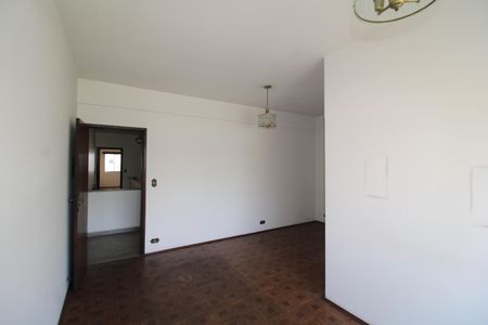 Apartamento para alugar com 68m², 2 quartos e 1 vagaSala