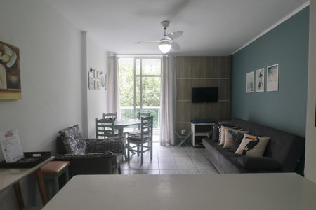 Sala de apartamento para alugar com 2 quartos, 54m² em Centro, Guarujá