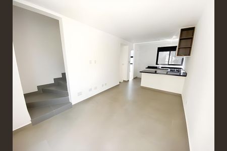 Casa para alugar com 2 quartos, 90m² em Vila Ipojuca, São Paulo