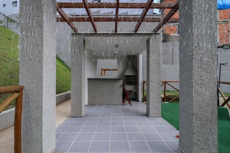 Apartamento para alugar com 42m², 2 quartos e sem vagaÁrea comum - Churrasqueira