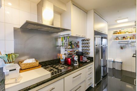 Apartamento à venda com 120m², 3 quartos e 2 vagasCozinha