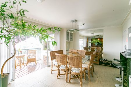 Apartamento à venda com 120m², 3 quartos e 2 vagasSala