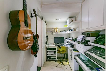 Apartamento à venda com 120m², 3 quartos e 2 vagasEscritório