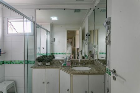 Apartamento à venda com 120m², 3 quartos e 2 vagasBanheiro da Suíte