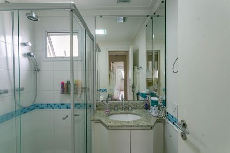 Apartamento à venda com 120m², 3 quartos e 2 vagasBanheiro Social