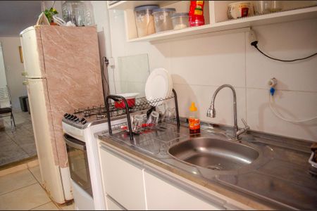 Casa para alugar com 2 quartos, 60m² em Vila São João, Goiânia