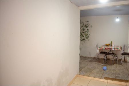 Casa para alugar com 2 quartos, 60m² em Vila São João, Goiânia