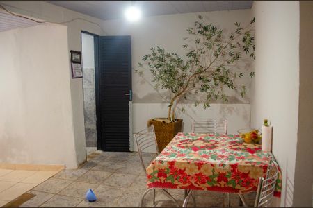 Casa para alugar com 2 quartos, 60m² em Vila São João, Goiânia