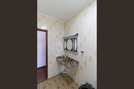 Casa à venda com 976m², 3 quartos e 2 vagasBanheiro da Suíte
