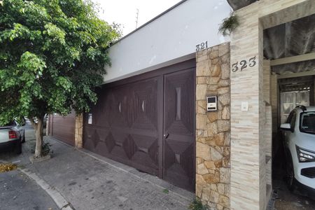Fachada de casa à venda com 3 quartos, 976m² em Vila Nair, São Paulo