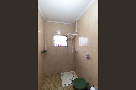Casa à venda com 976m², 3 quartos e 2 vagasBanheiro social