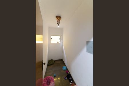 Casa à venda com 976m², 3 quartos e 2 vagasDespensa